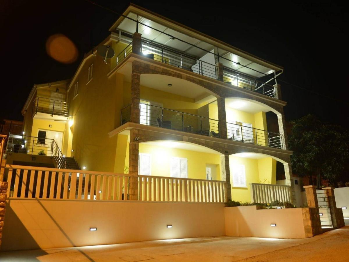 Fancy Apartments Dream Brna Exterior photo
